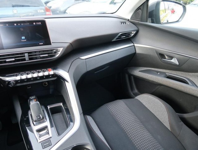 Peugeot 5008  1.6 BlueHDi Access