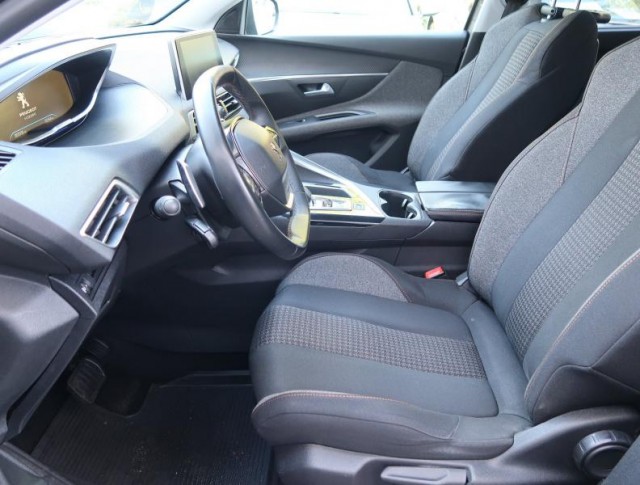 Peugeot 5008  1.6 BlueHDi Access