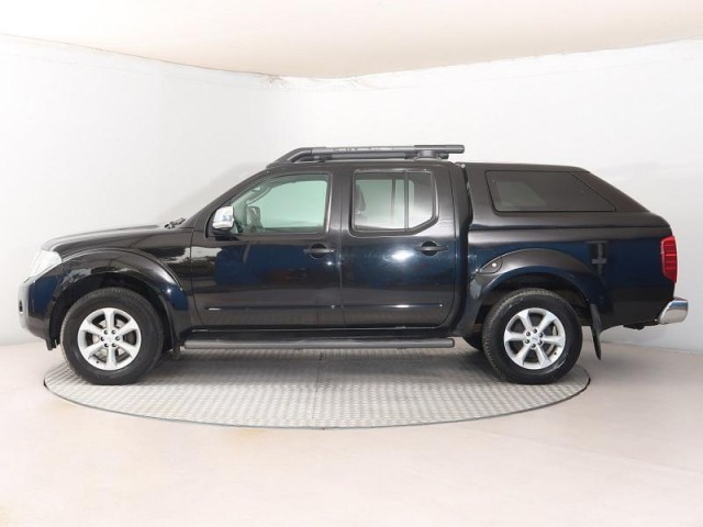 Nissan Navara  2.5 D 