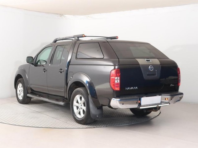 Nissan Navara  2.5 D 