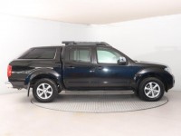 Nissan Navara  2.5 D 