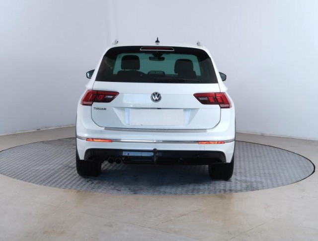 Volkswagen Tiguan  2.0 TDI R-Line