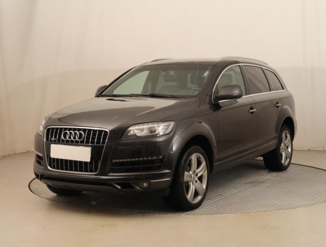 Audi Q7  3.0 TDI 