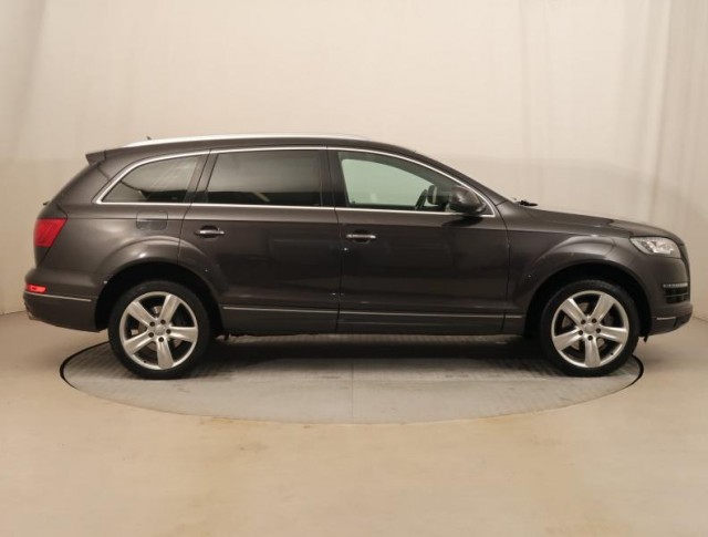 Audi Q7  3.0 TDI 