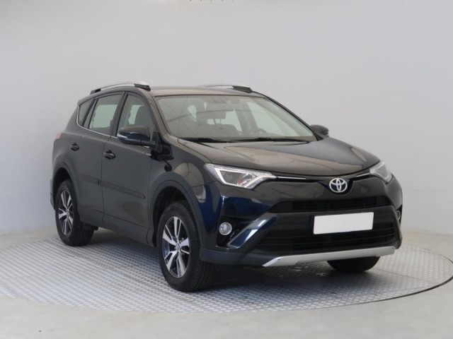 Toyota RAV 4  2.0 VVT-i Active