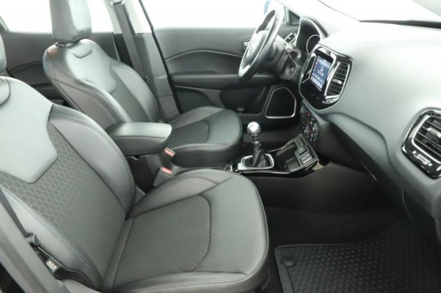 Jeep Compass  1.3 T-GDI 