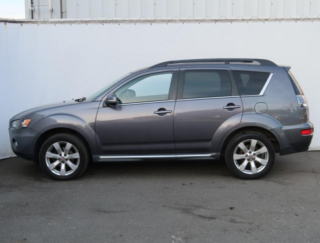 Mitsubishi Outlander  2.2 DI-D 