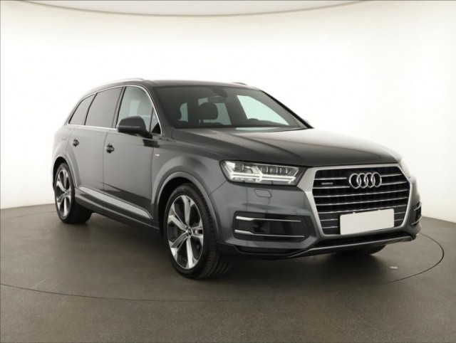 Audi Q7  50 TDI S-Line