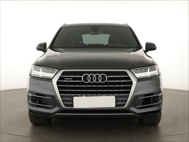 Audi Q7  50 TDI S-Line