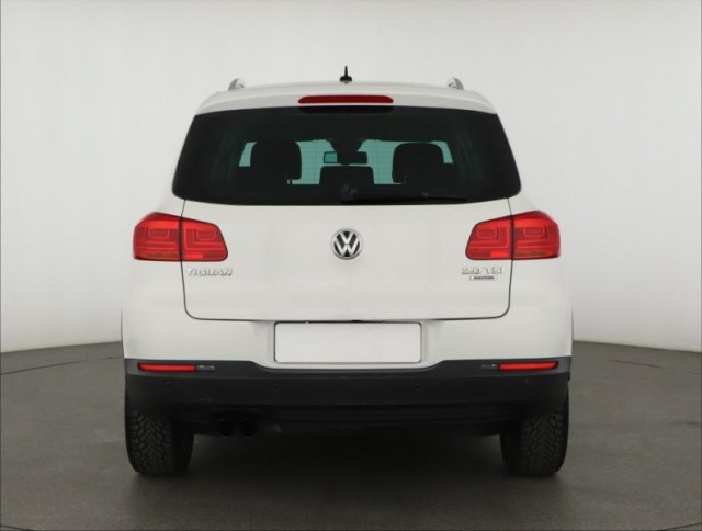 Volkswagen Tiguan  2.0 TSI 