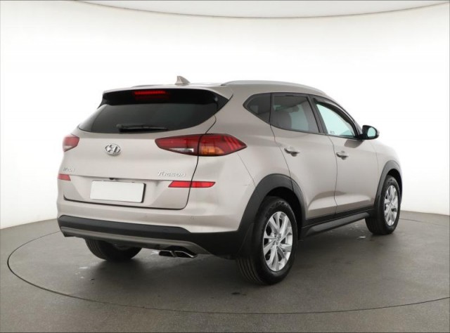 Hyundai Tucson  1.6 T-GDI Trikolor