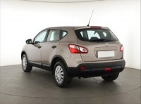 Nissan Qashqai  1.6 