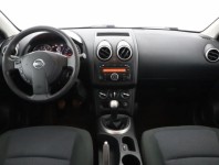 Nissan Qashqai  1.6 