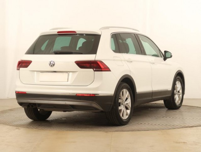 Volkswagen Tiguan  2.0 TDI 