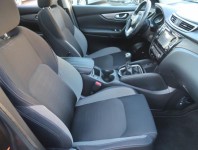 Nissan Qashqai  1.6 DIG-T 