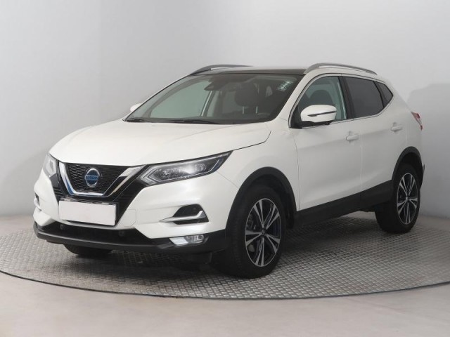 Nissan Qashqai  1.3 DIG-T 