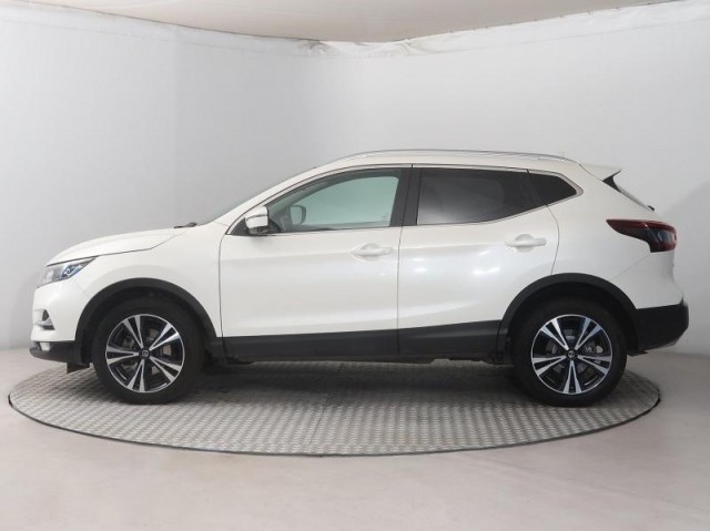 Nissan Qashqai  1.3 DIG-T 