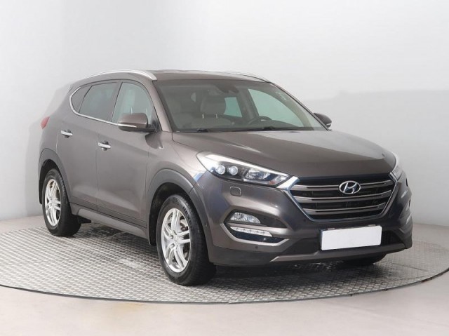 Hyundai Tucson  2.0 CRDi 