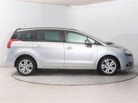 Peugeot 5008  1.6 HDi 