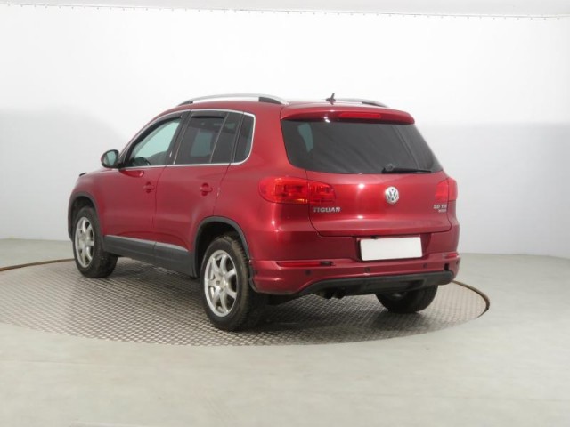 Volkswagen Tiguan  2.0 TDI 