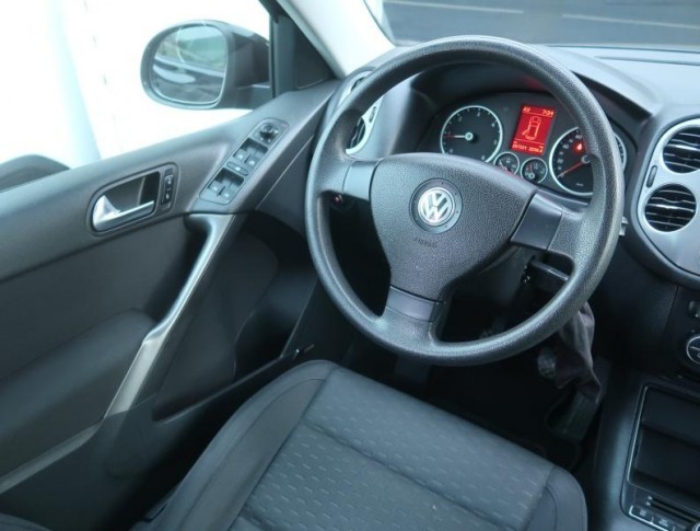 Volkswagen Tiguan  2.0 TDI 