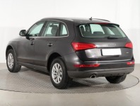 Audi Q5  2.0 TDI basis