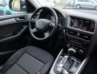 Audi Q5  2.0 TDI basis