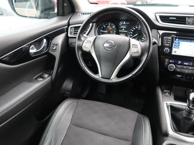 Nissan Qashqai  1.5 dCi 