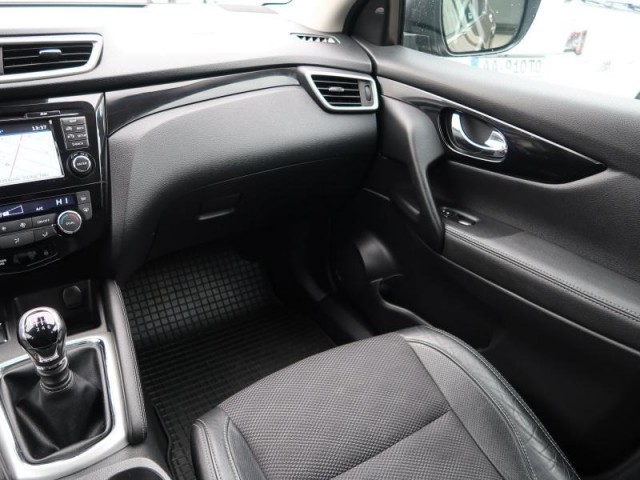 Nissan Qashqai  1.5 dCi 