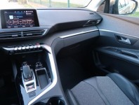 Peugeot 3008  1.2 PureTech 