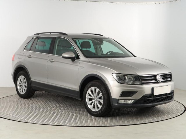 Volkswagen Tiguan  2.0 TDI 