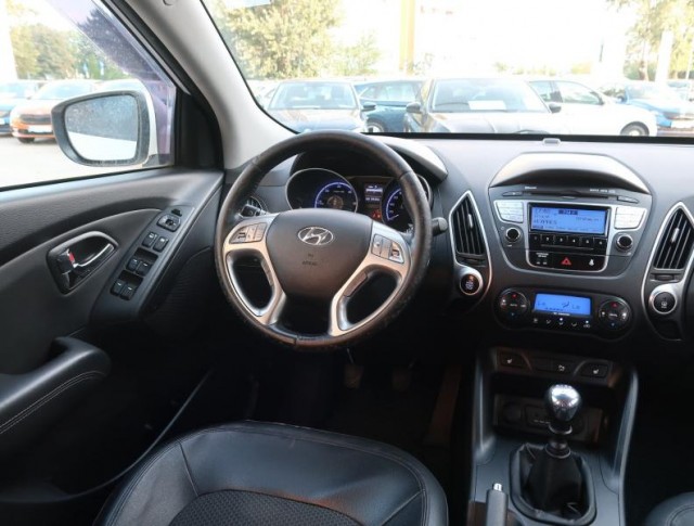 Hyundai ix35  2.0 CRDi 