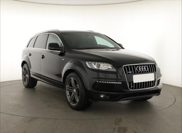 Audi Q7  3.0 TDI S-Line