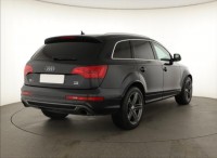 Audi Q7  3.0 TDI S-Line