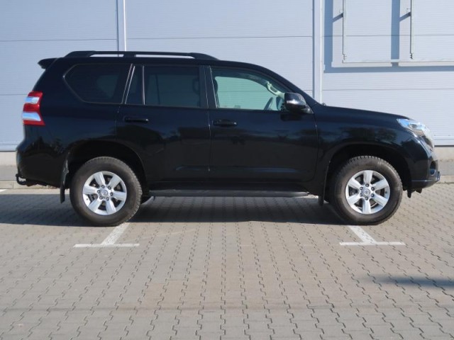 Toyota Land Cruiser  3.0 D-4D 