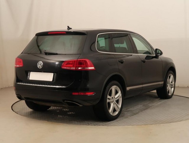 Volkswagen Touareg  3.0 TDI 