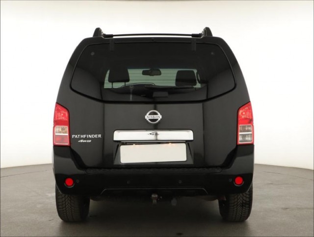 Nissan Pathfinder  2.5 dCi 