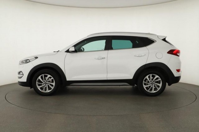 Hyundai Tucson  2.0 CRDi 