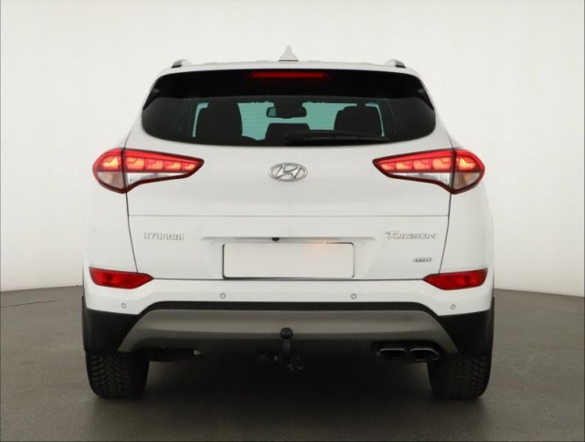 Hyundai Tucson  2.0 CRDi 