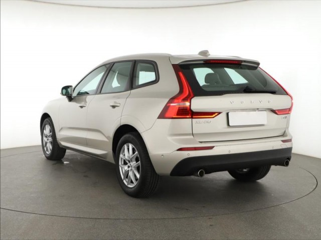 Volvo XC60  D4 Momentum