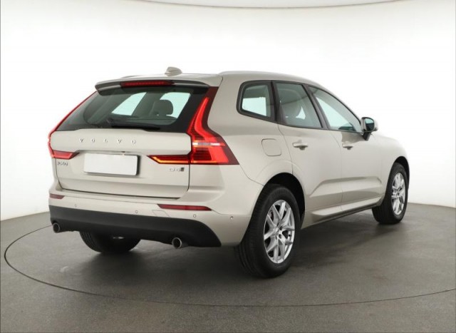 Volvo XC60  D4 Momentum