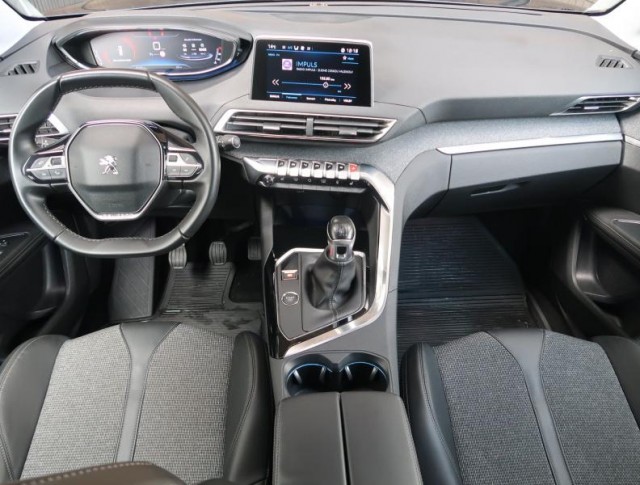 Peugeot 5008  PureTech 130 Allure