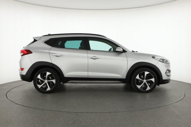 Hyundai Tucson  2.0 CRDi Premium