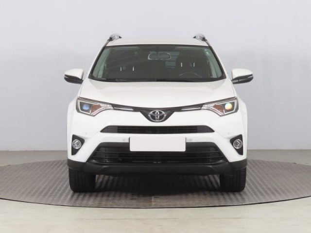 Toyota RAV 4  2.0 VVT-i 