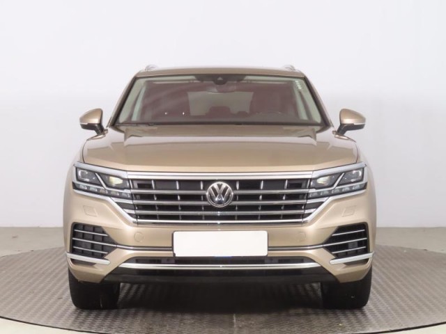 Volkswagen Touareg  3.0 TDI 