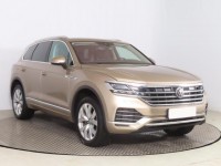 Volkswagen Touareg  3.0 TDI 