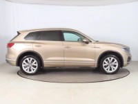 Volkswagen Touareg  3.0 TDI 