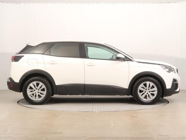 Peugeot 3008  1.2 PureTech Active