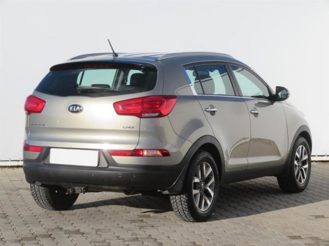 Kia Sportage  1.7 CRDi 