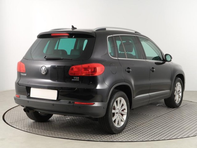 Volkswagen Tiguan  2.0 TDI 